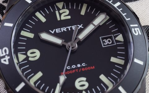 觀看評(píng)論：Vertex M60 AquaLion ISO 認(rèn)證潛水員