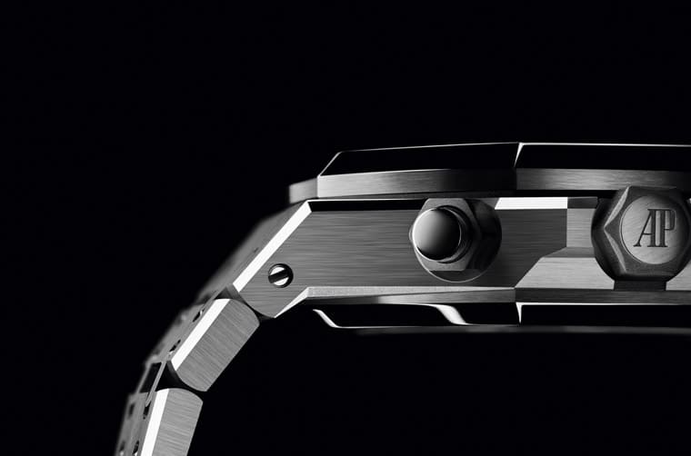 愛彼皇家橡樹和江詩丹頓Overseas高級(jí)不銹鋼計(jì)時(shí)表比較