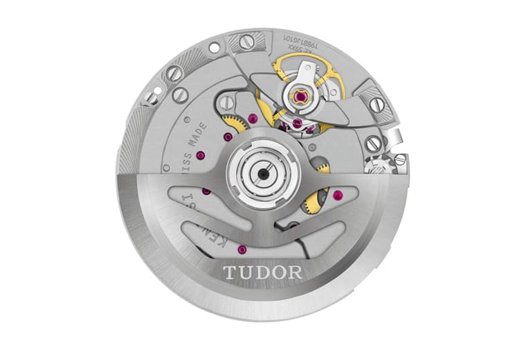 帝舵以黃金打造經(jīng)典Prince計(jì)時(shí)碼表連機(jī)芯都是嶄新自制