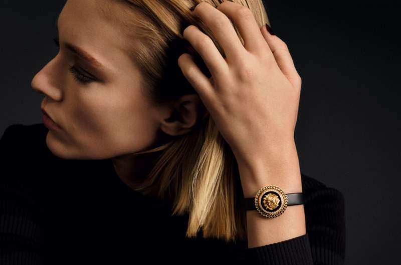權(quán)威與力量的極致工藝香奈兒Mademoiselle Privé獅子鈕扣腕表系列